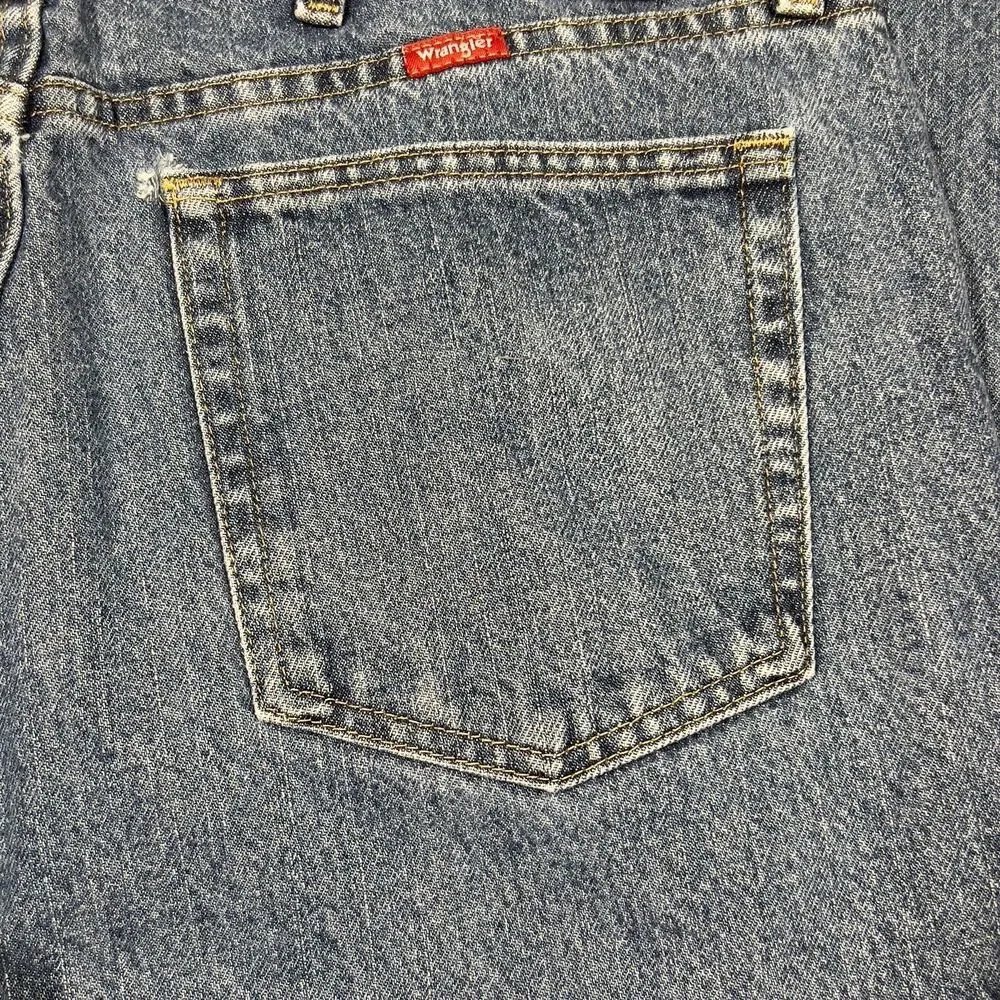 Wrangler Jeans Men 38x32 Blue Denim Pants Straight Leg Regular Fit Cotton Mexico